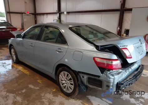 2009 Toyota Camry Le z USA, uszkodzony, nr VIN 4T1BE46K49U820741